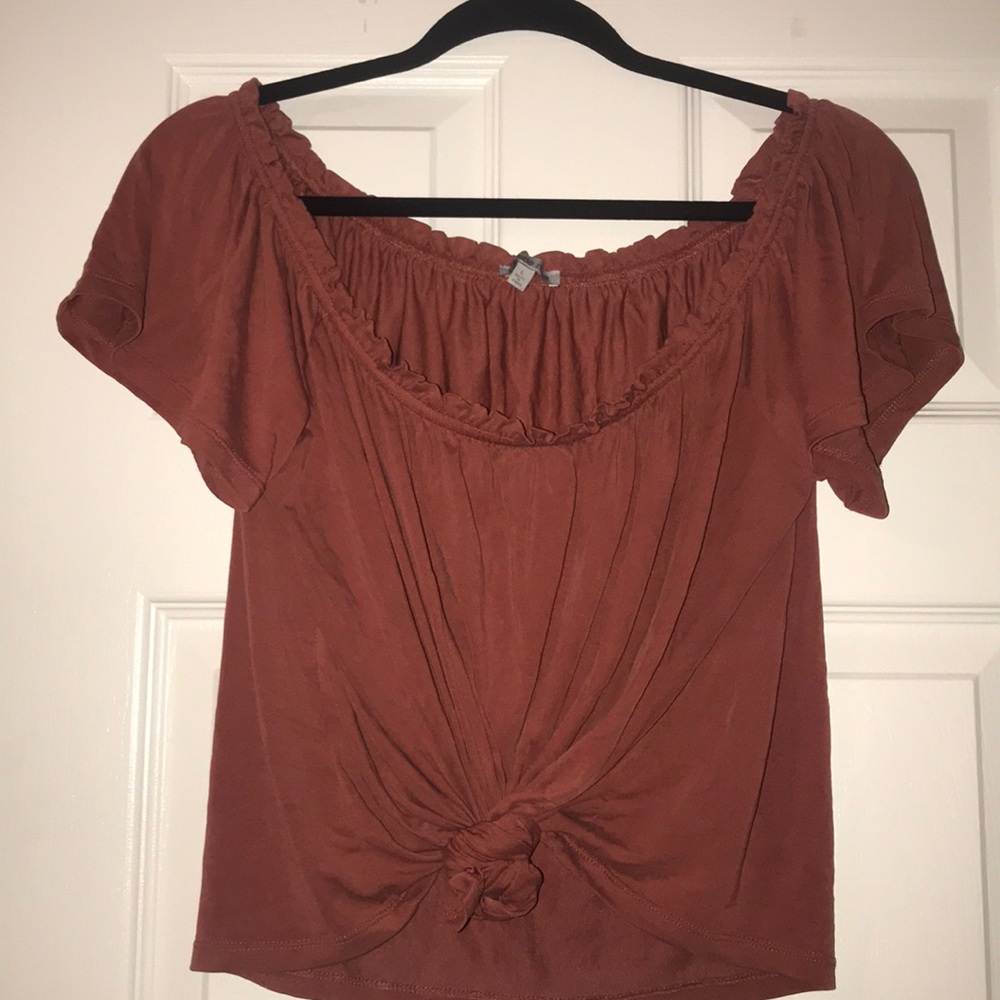 Off shoulder crop top